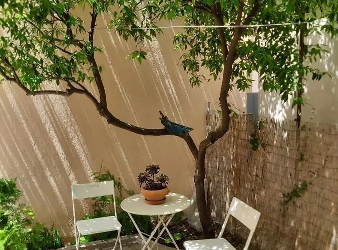 Mid Century Character House In 別荘 アルゴストリオン