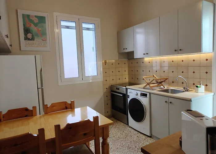 Mid Century Character House In 別荘 アルゴストリオン