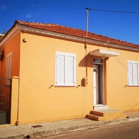 Semesterbostad Mid Century Character House In Argostoli (Kefalonia)