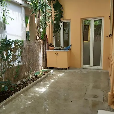 Semesterbostad Mid Century Character House In Argostoli (Kefalonia)