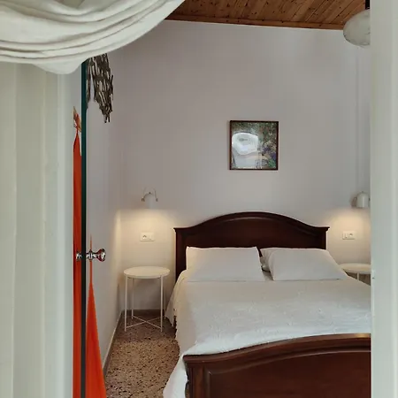 Mid Century Character House In Argostoli (Kefalonia)