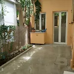 Дом отдыха Mid Century Character House In Аргостолион